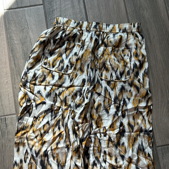 Tell your friends leopard print pants - Picture 5 of 5